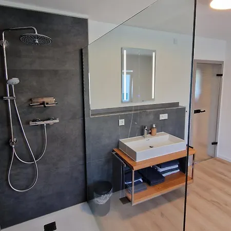 アパート In Ot Wilden Neu Erstellt & Hochwertig *