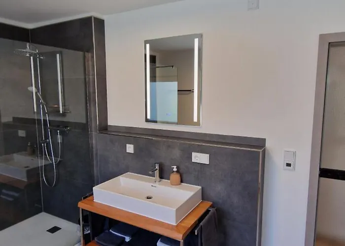 In Ot Wilden Neu Erstellt & Hochwertig Lägenhet *